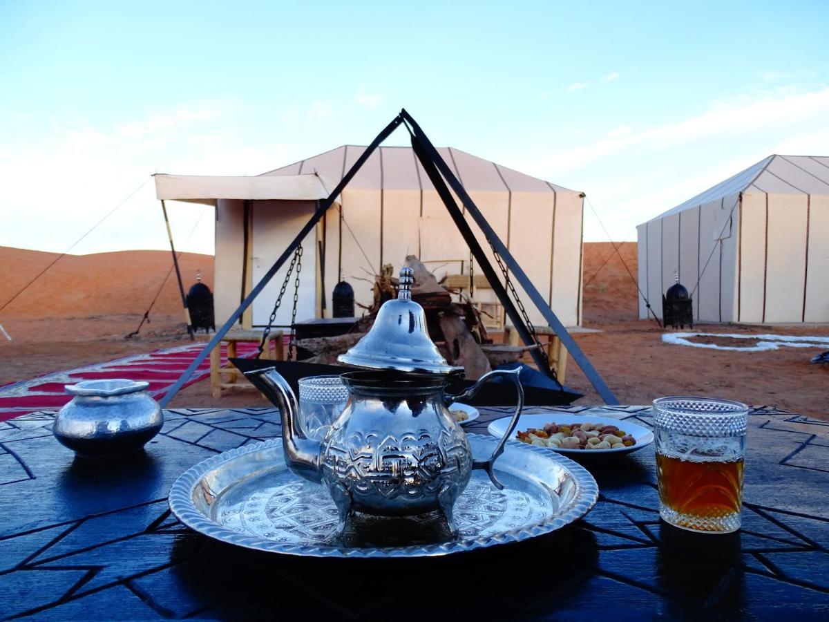 Camel Luxury Camp Bed and Breakfast Merzouga Buitenkant foto