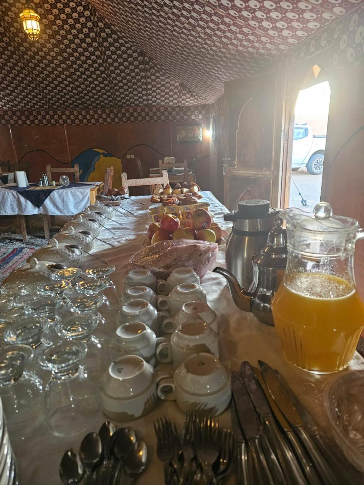 Camel Luxury Camp Bed and Breakfast Merzouga Buitenkant foto