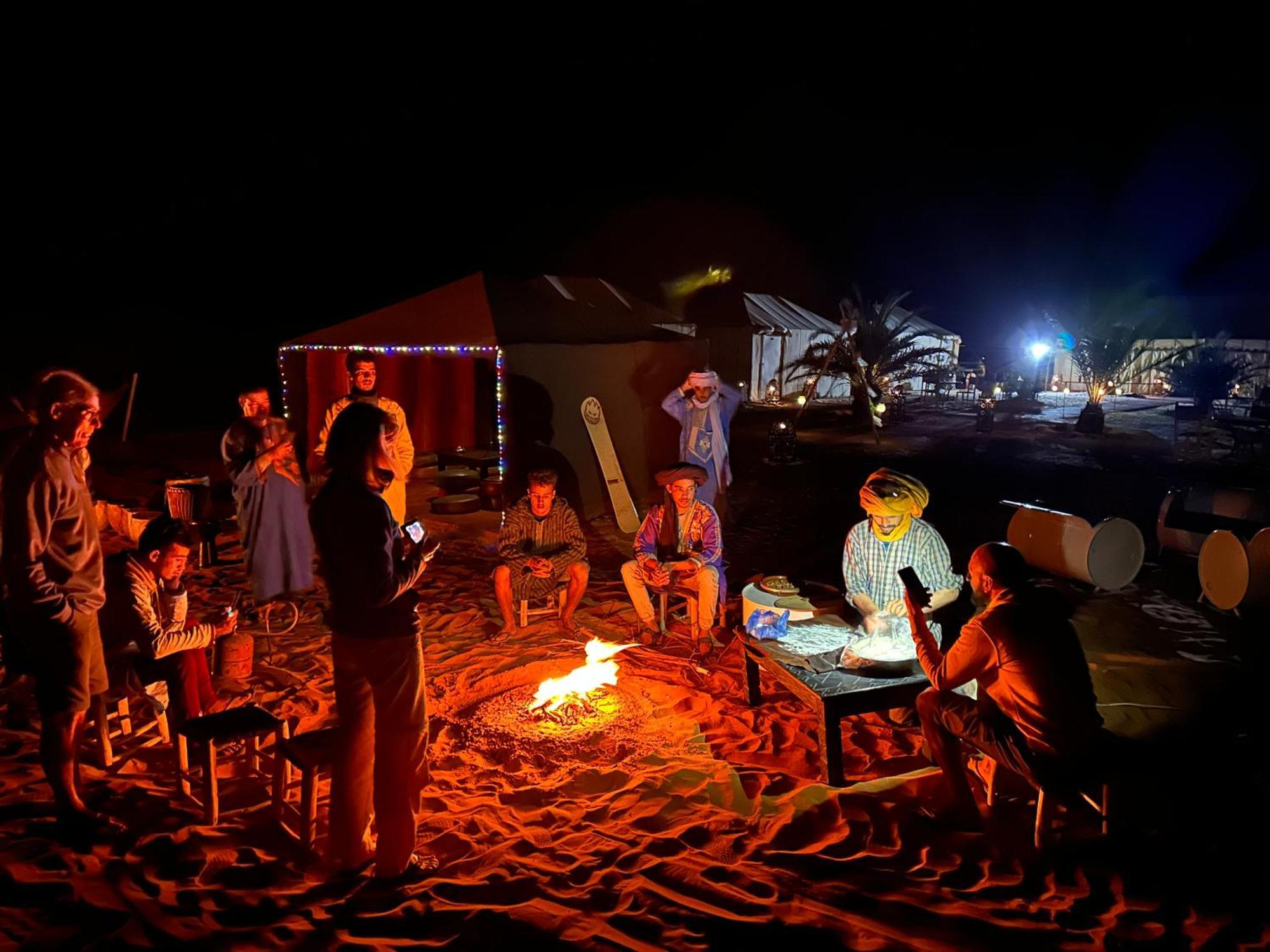 Camel Luxury Camp Bed and Breakfast Merzouga Buitenkant foto