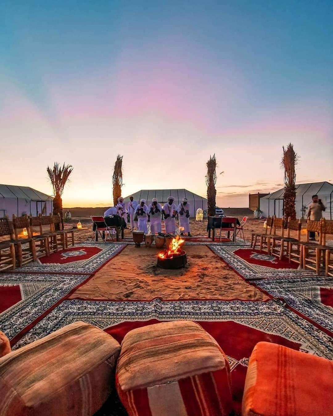 Camel Luxury Camp Bed and Breakfast Merzouga Buitenkant foto